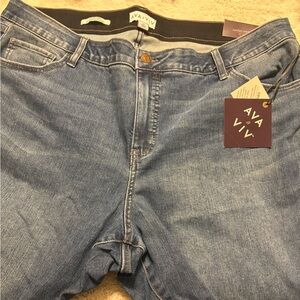 NWT Ava & Viv mid-rise fitted skinny jeans Women's Blue jeans size 22 Regular